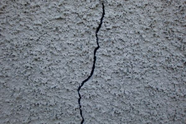 Cracks in exterior wall paint