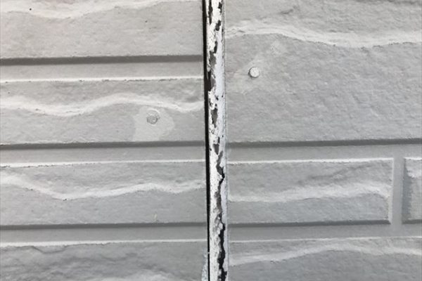 Deterioration of sealing