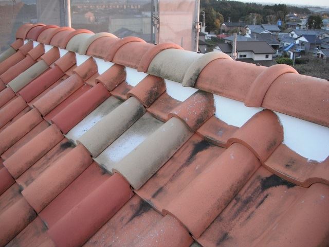 瓦屋根は漆喰のメンテナンスが重要